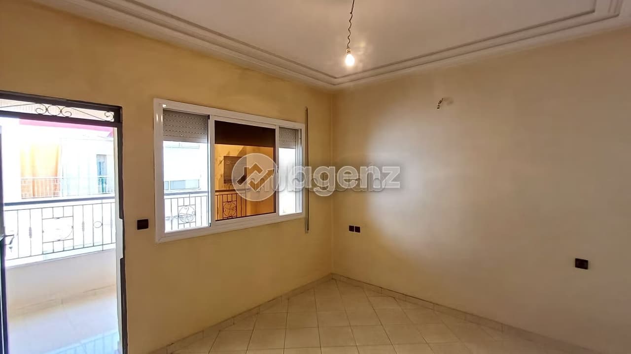 Appartement à vendre 100 m², 3 chambres Hay Badr Fès