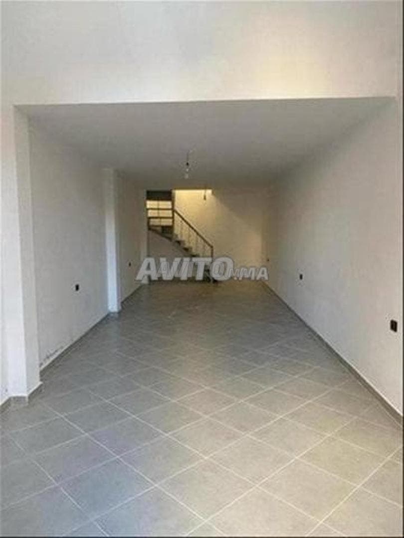 Renovierte Gewerbefläche zur Miete, 35 m² Nutzfläche, hinter dem Hotel Ahla