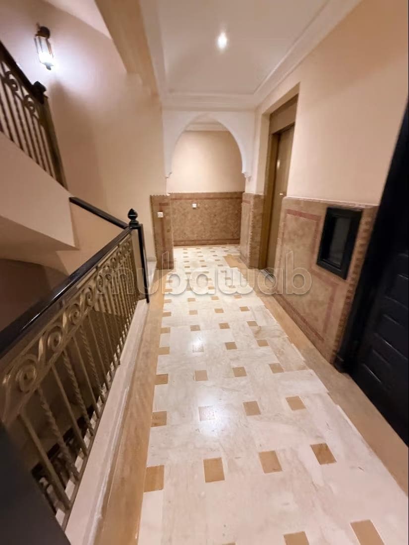 3-kamer appartement met zwembad en parkeerplaats te koop in Marrakech – dicht bij Jamaa El Fna