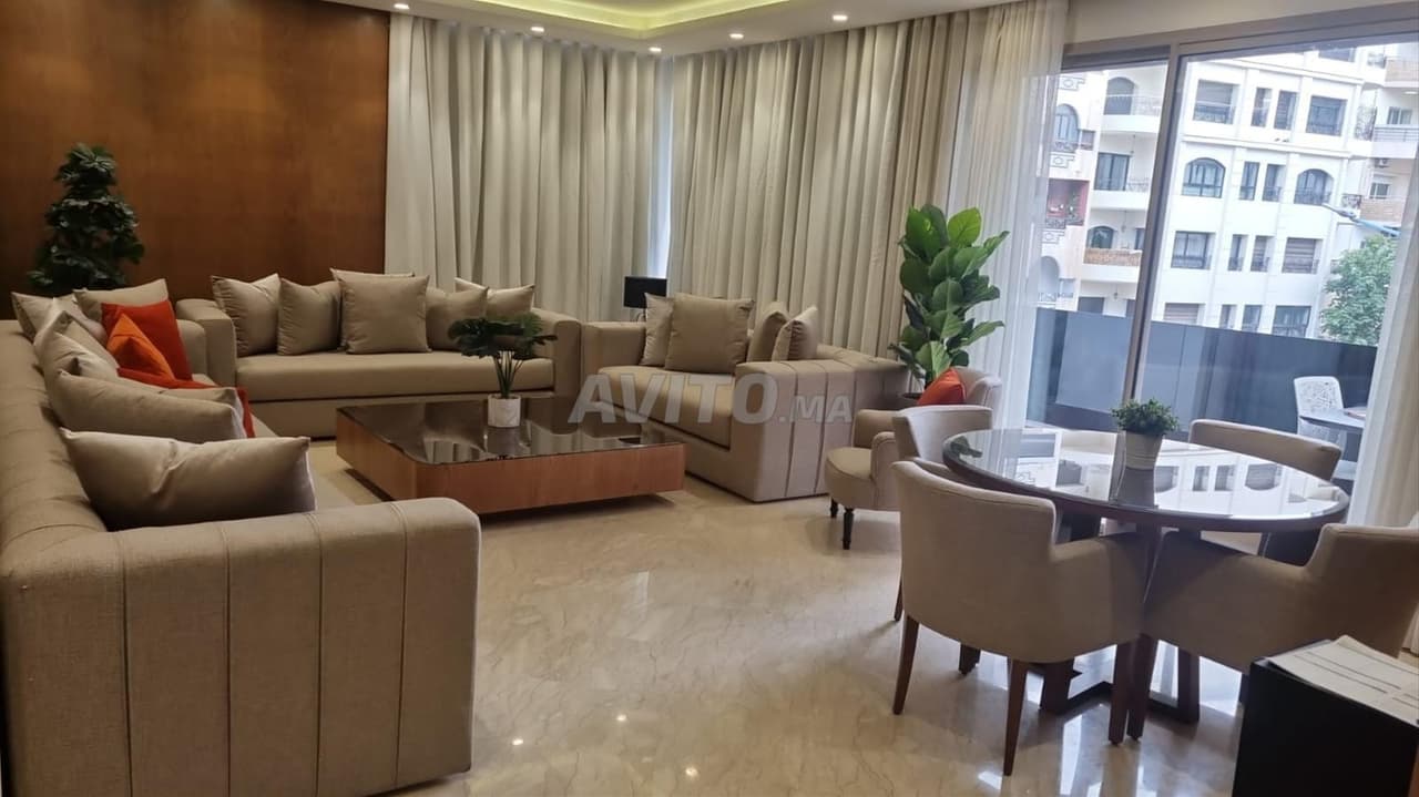 3-bedroom furnished apartment for rent on Racine