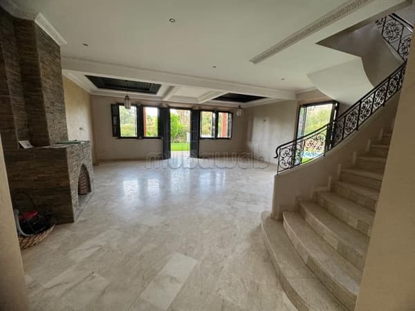 Superbe villa vide 3 chambres avec piscine privée