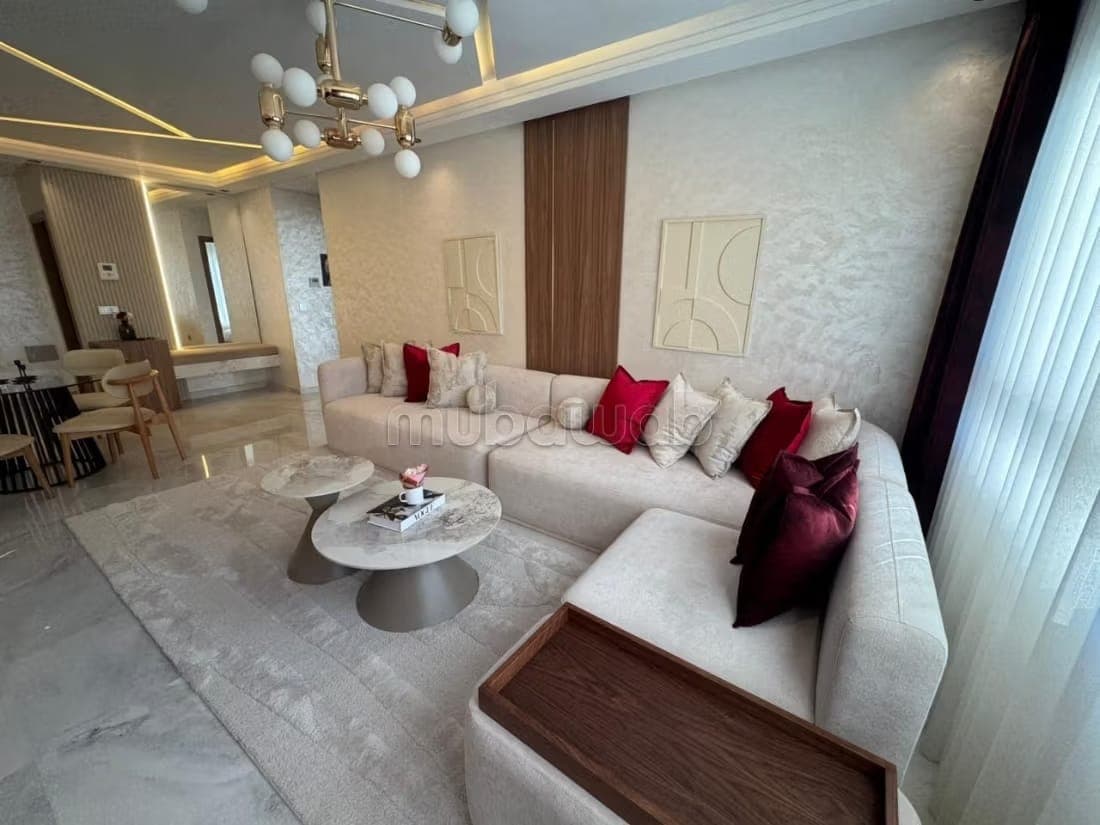 شقة سكنية جديدة راقية للكراء