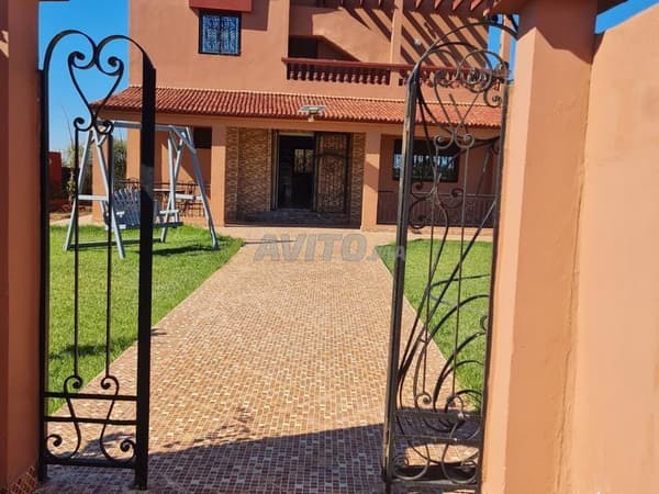 Finca de 1 hectárea con villa de 140 m² - Berrechid