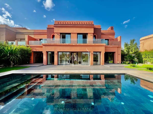Villa for sale in Amelkis