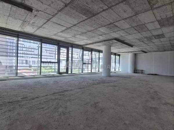 207199-Bureau à louer à 32000DH à Casablanca Finance