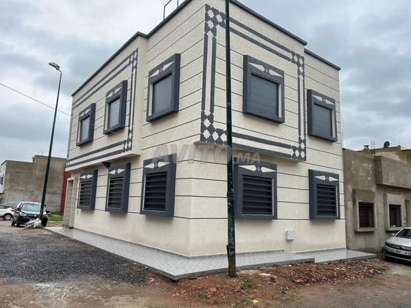Vente d’une maison spacieuse de 100 m2 deux faces
