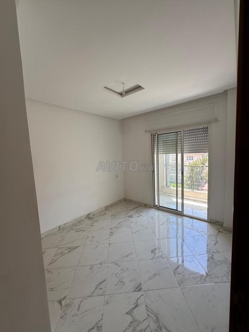 Appartement à louer mensuellement à Bayt Sahafa près du tunnel de Msanana