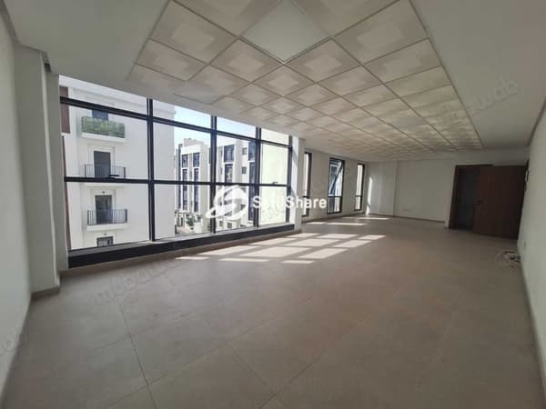 Plateau bureau neuf 50 m² à louer Laymoune