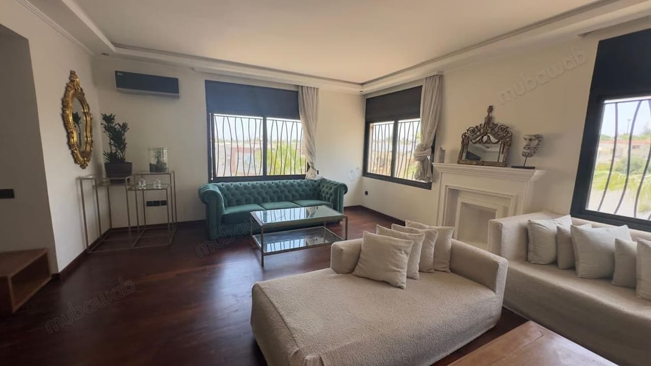 Gemeubileerd appartement van 140m² in Hay Riad Rabat