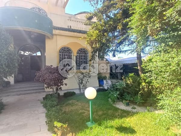 Villa zu verkaufen 976 m², 5 Zimmer Hay Riad Rabat