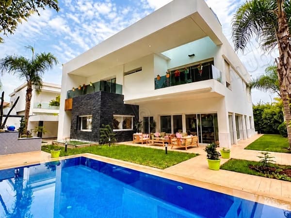 Villa de prestige à vendre – Souissi, Rabat