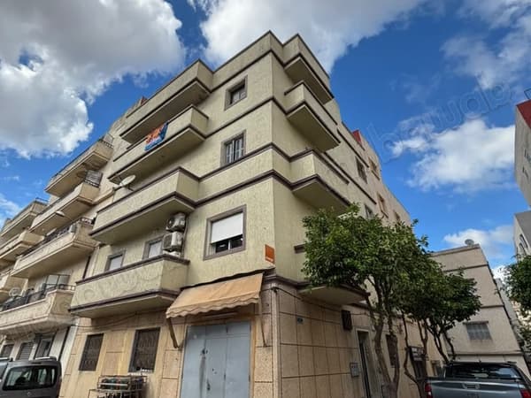 Maison R3 à vendre au quartier Boughaz