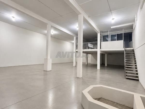 Golden Opportunity: 260 m² Warehouse for Rent