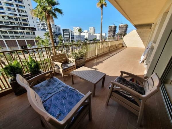 شقة للكراء مفروشة cfc casa finance city