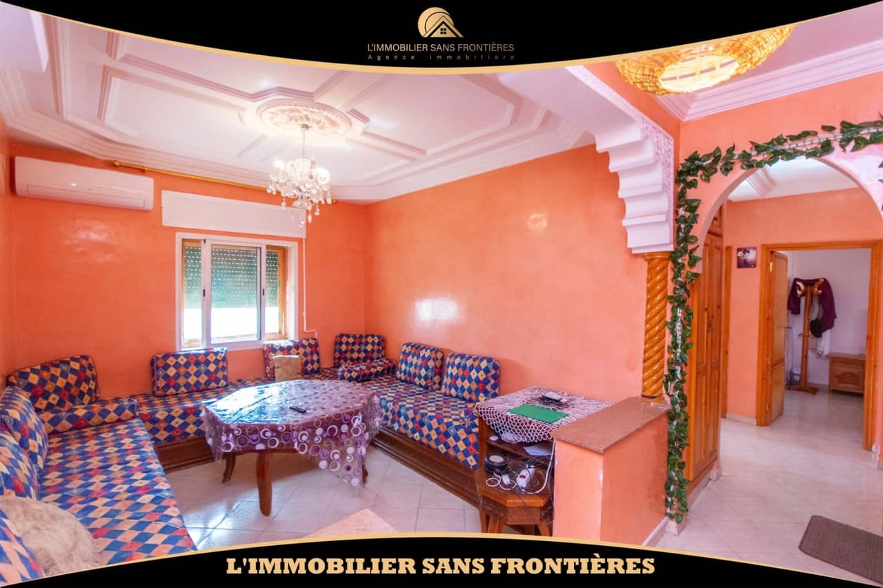 Appartement à vendre à Tamansourt, Tamansourt — Jardin collectif — 68 m²
