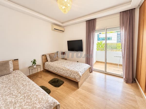 Appartement à louer 128 m² à Rabat
