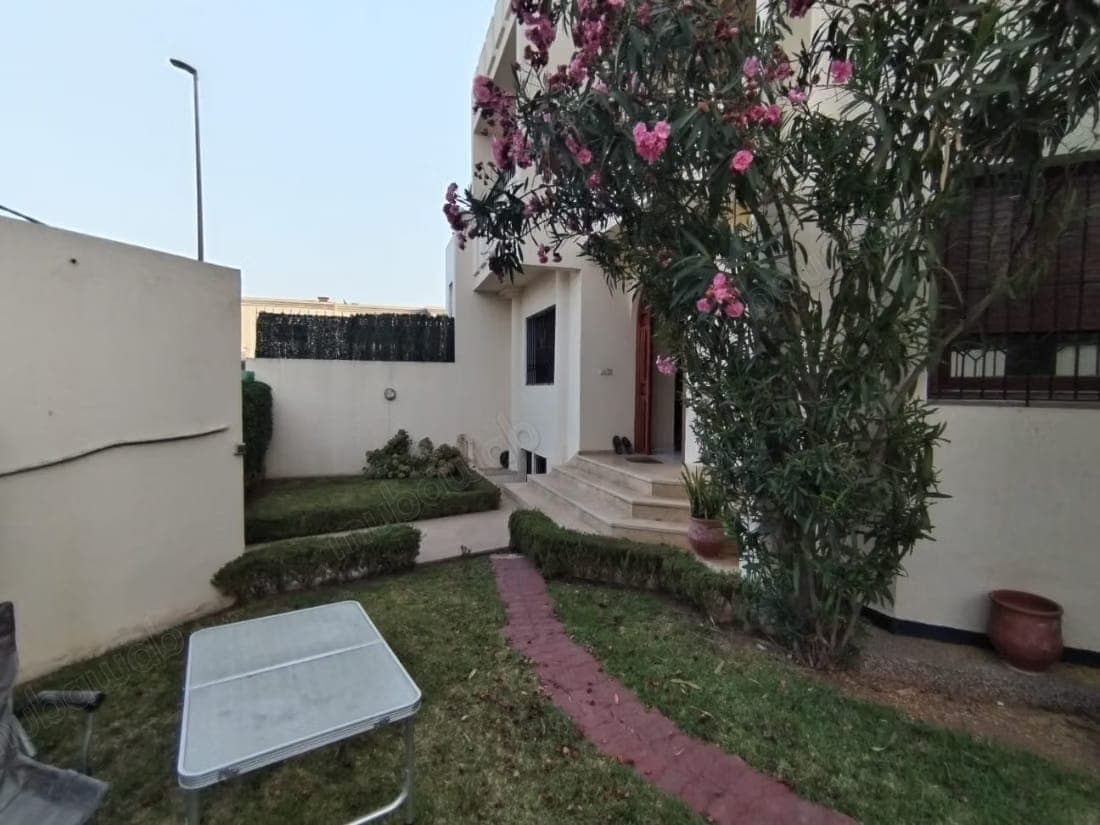 Villa te Huur in Hay Riad