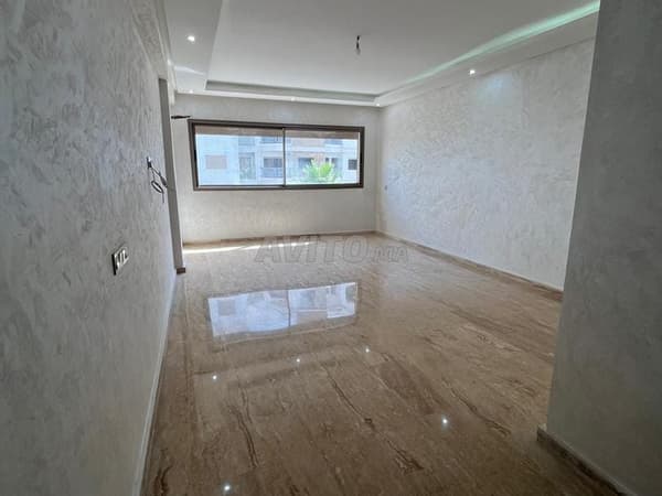 Wohnung zur Miete 90m² in Victoria Bouskoura