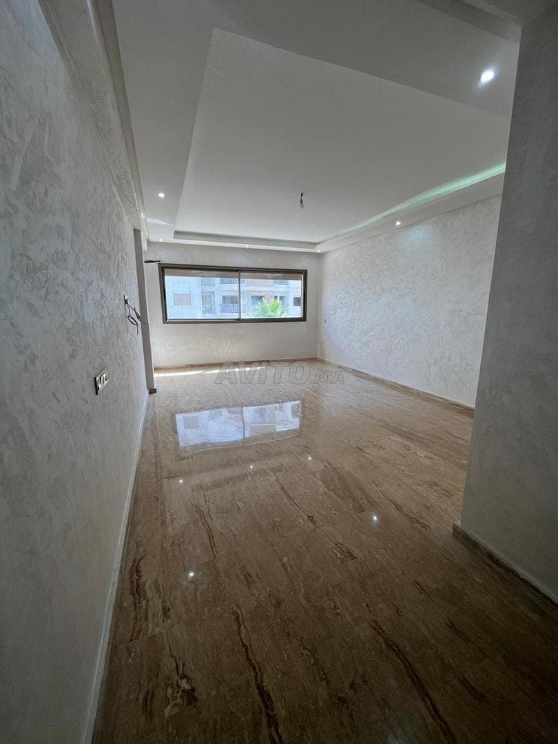 Wohnung zur Miete 90m² in Victoria Bouskoura