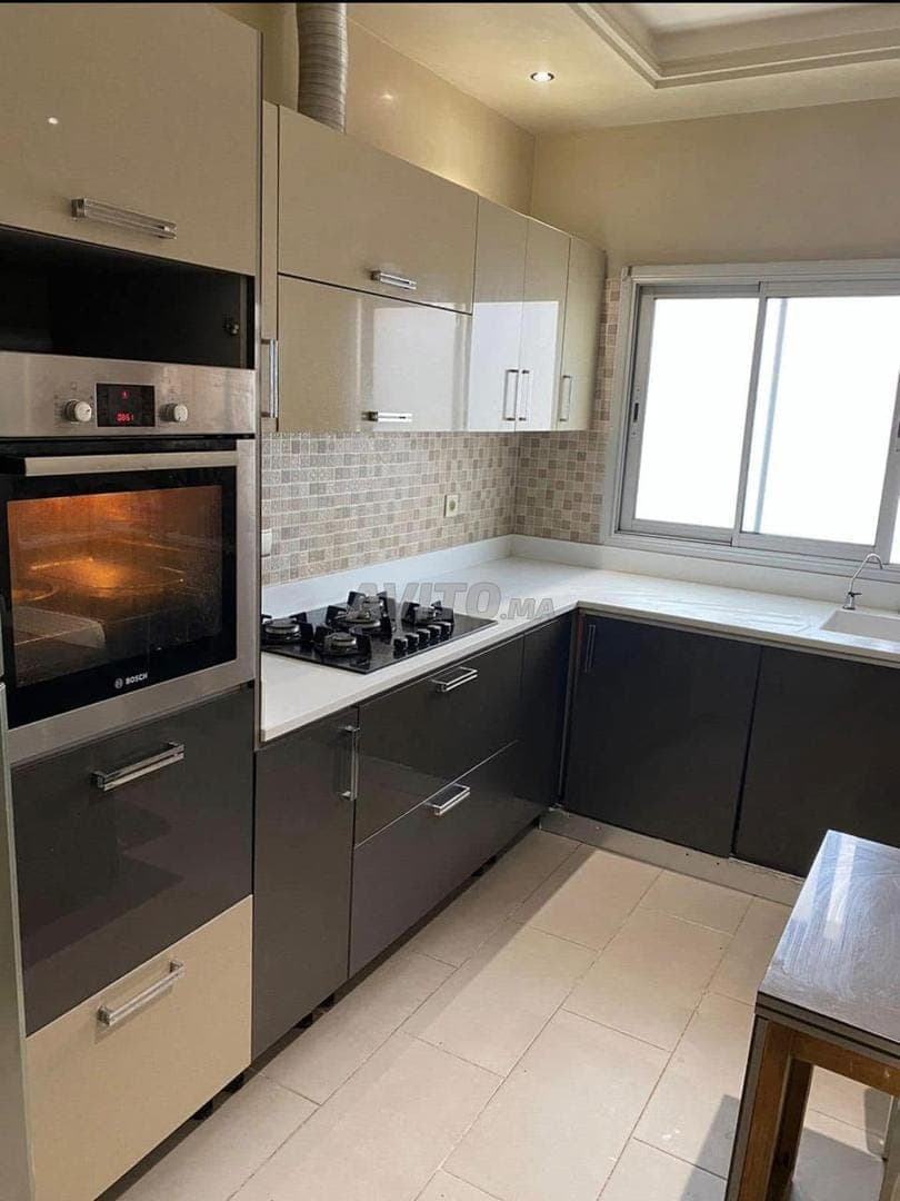 Appartement à louer 170 m² à Rabat