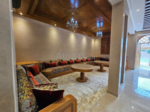 Gemeubileerde luxe villa te huur in Targa