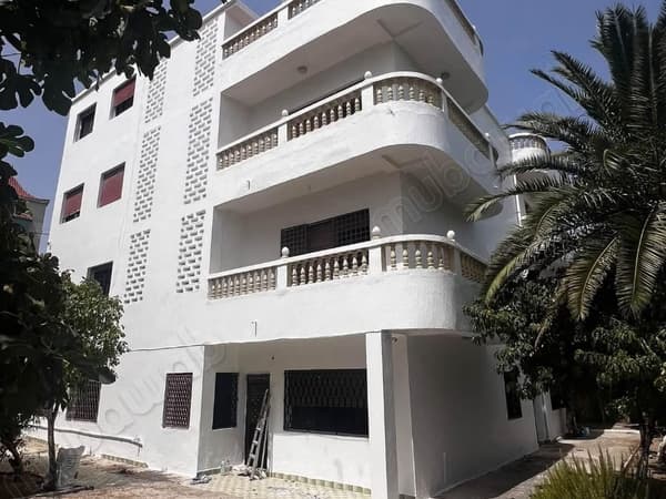 Villa 666 m² avec jardin à vendre – Tanger