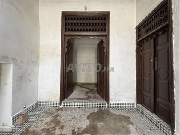 Hôtel/Qaysaria commerciale conservée - Attarine