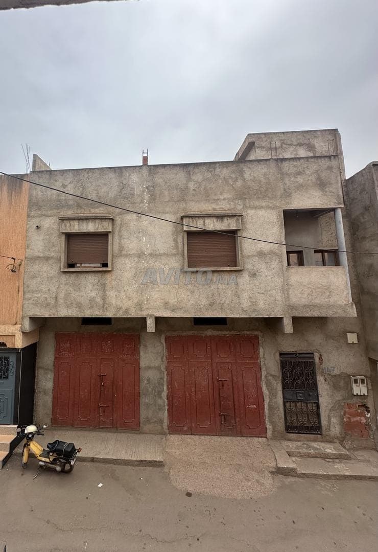 Maison pour habitation et investissement