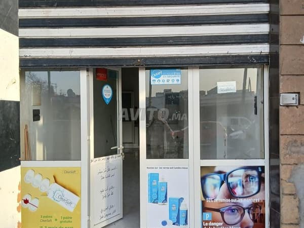 Well-located shop for rent
