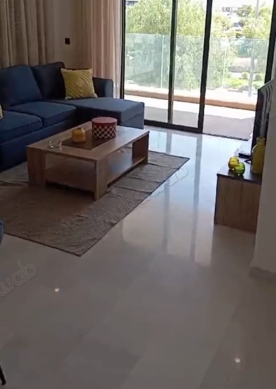 Tres bel appartement meublé bouskoura