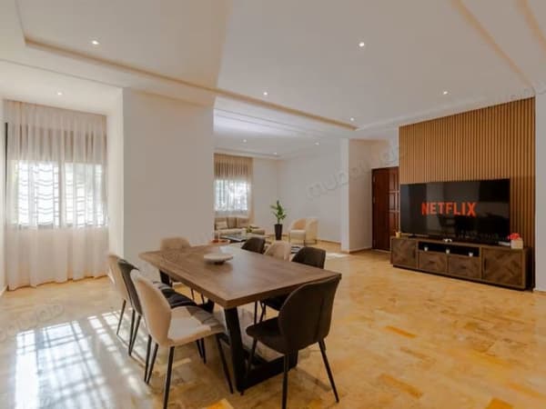 Grand appartement avec jardin privatif