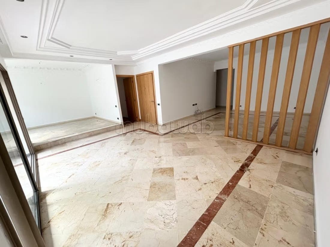 Très bel appartement de 190 m² à la location