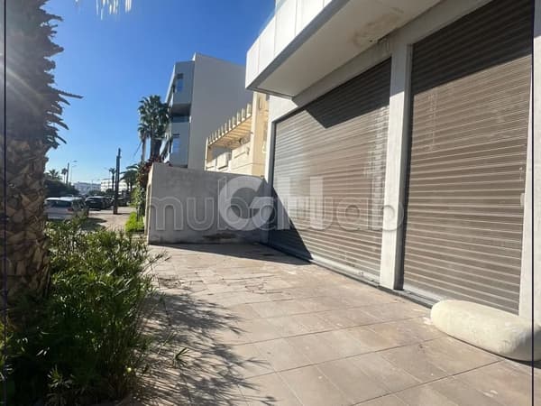 Local commercial de 200m