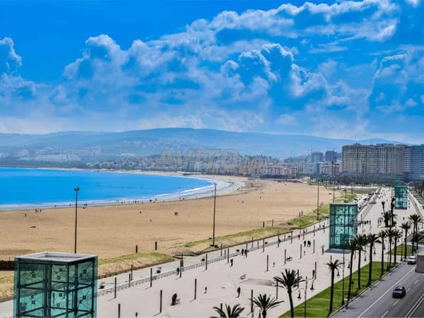 appartement vue sur mer avec piscine