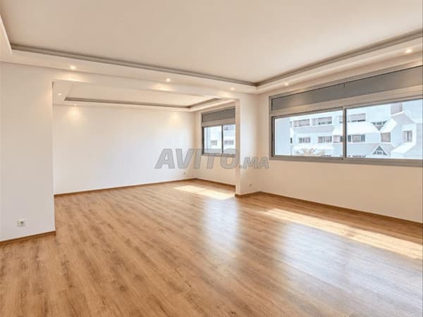 5002076-Appt à louer à 12800DH à Bourgogne (Sidi Belyout)