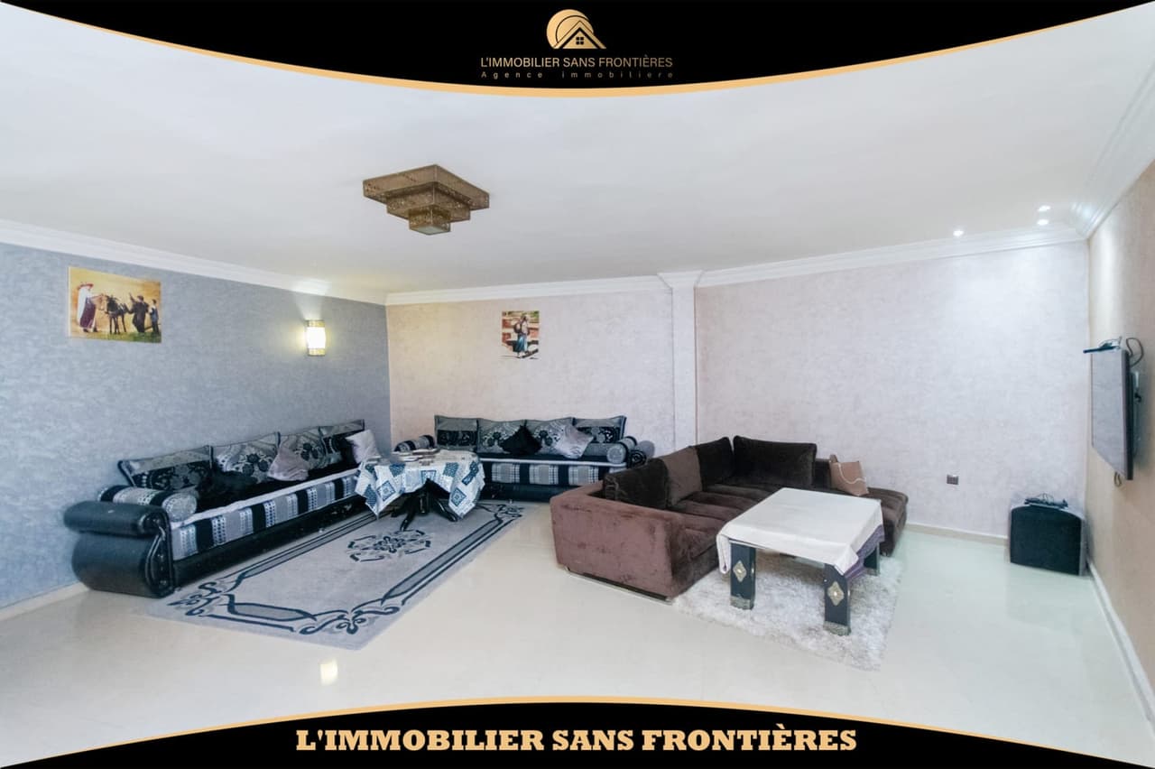 Appartement à Bd Abdelkrim El Khattabi, Piscine + Ascenseur, Marrakech : à vendre