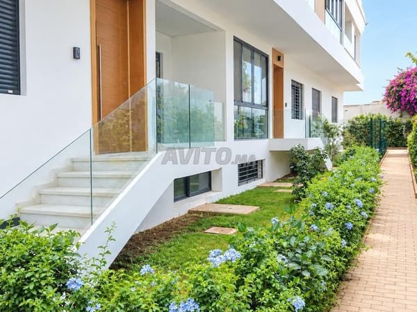 SOMPTUEUSE VILLA NEUVE À DOUBLE FAÇADE – HARHOURA