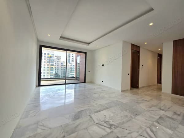 Appartement à louer à Casablanca Finance City. 2 chambres agréables. Antenne parabolique…