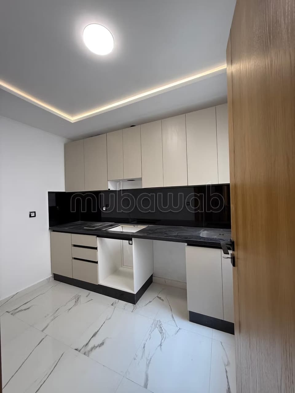 In vendita appartamento a Martil. Superficie totale 91 m². Porta blindata
