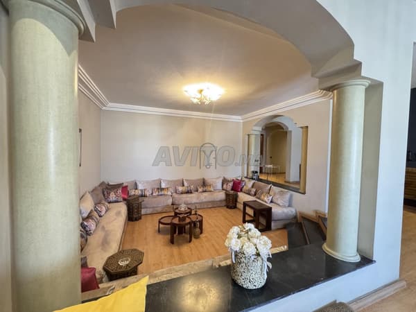 180 m² 1 solo appartamento per piano, Les Hôpitaux