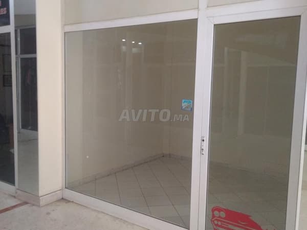 Winkel 12m Maârif rue de Jura in galerij