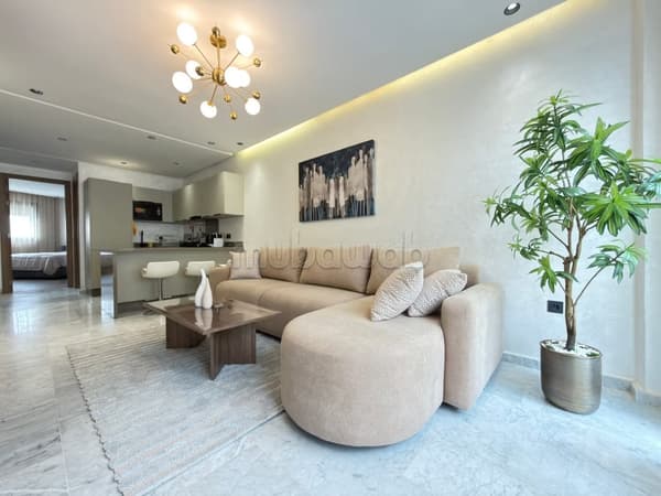 Stunning brand-new modern studio in the heart of Palmier