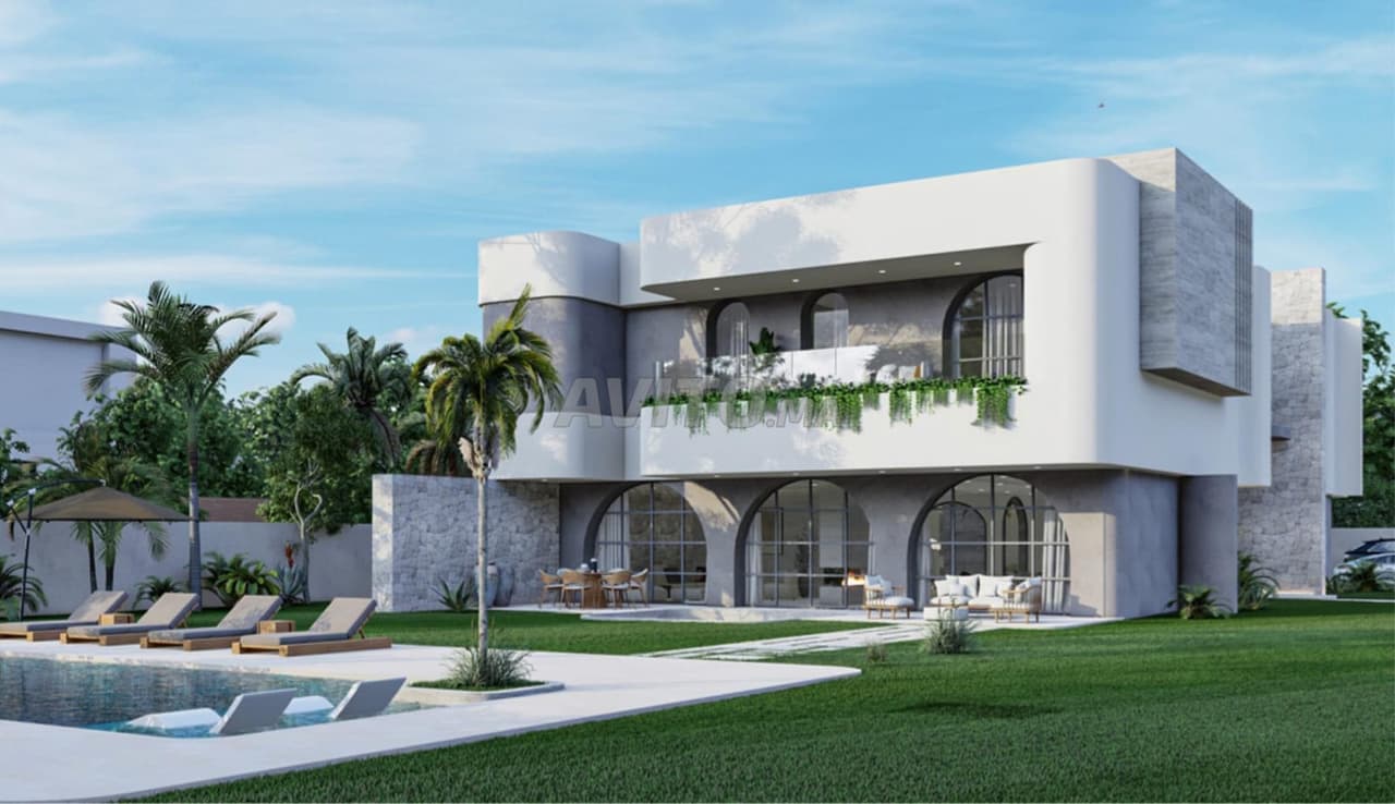 Halfafgewerkte villa te koop