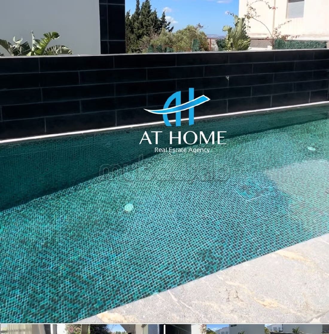 Espléndida villa moderna con piscina