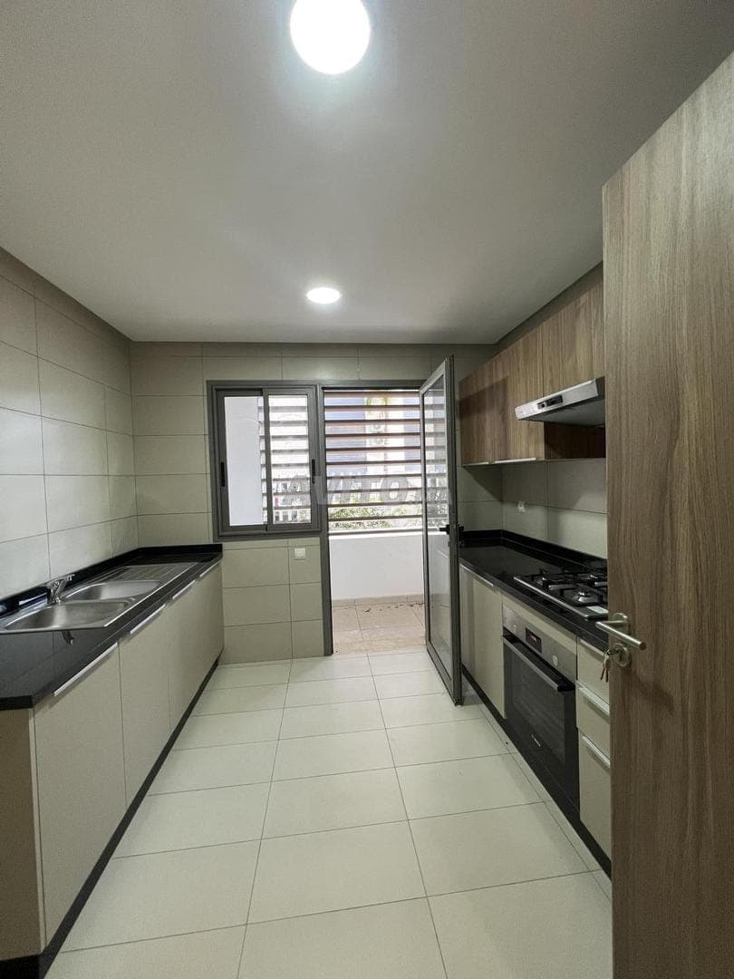 Appartement à vendre 106 m² à Temara