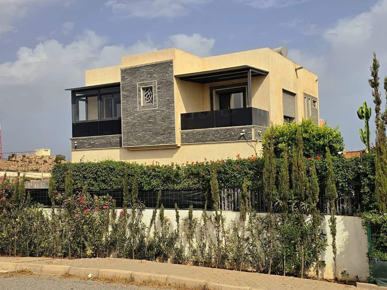 Villa 270 m² à vendre à Benslimane Hay Al Hassani