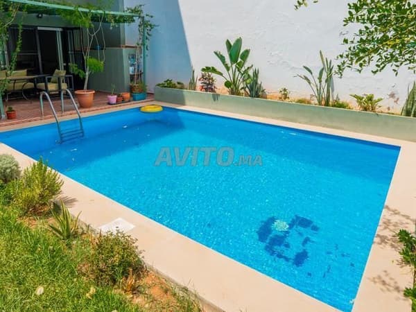 Très belle villa dans le village Pilote