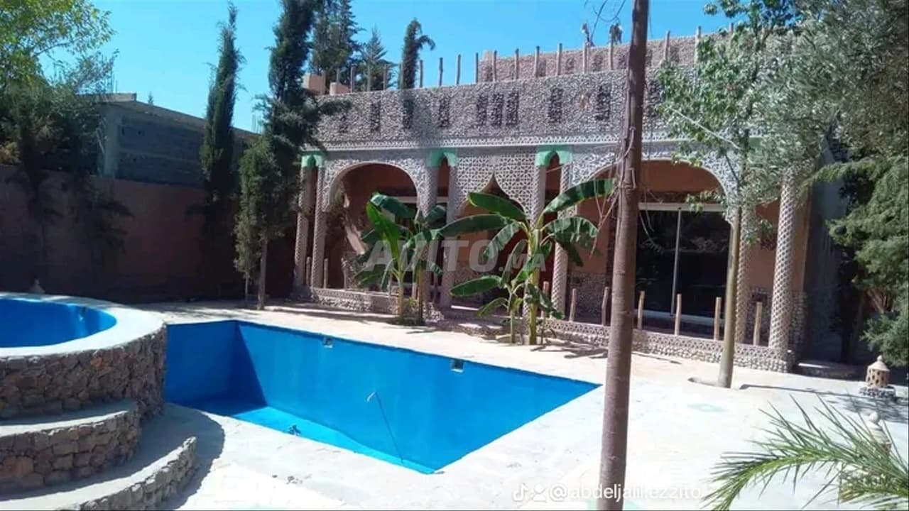 فيلا للبيع