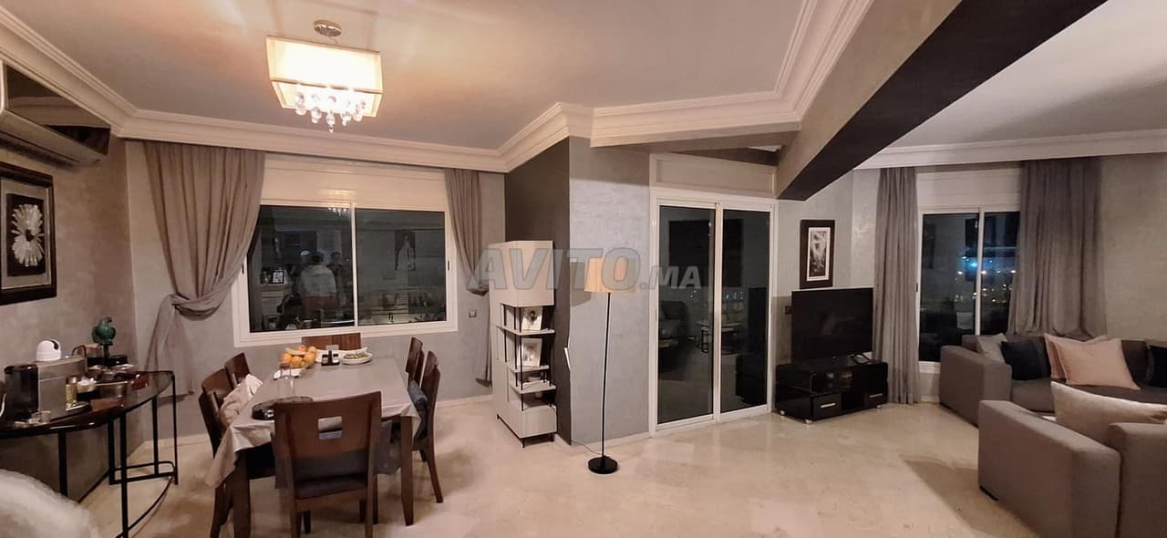Appartamento arredato in affitto di 178 m² in Av. Annakhil, Riad