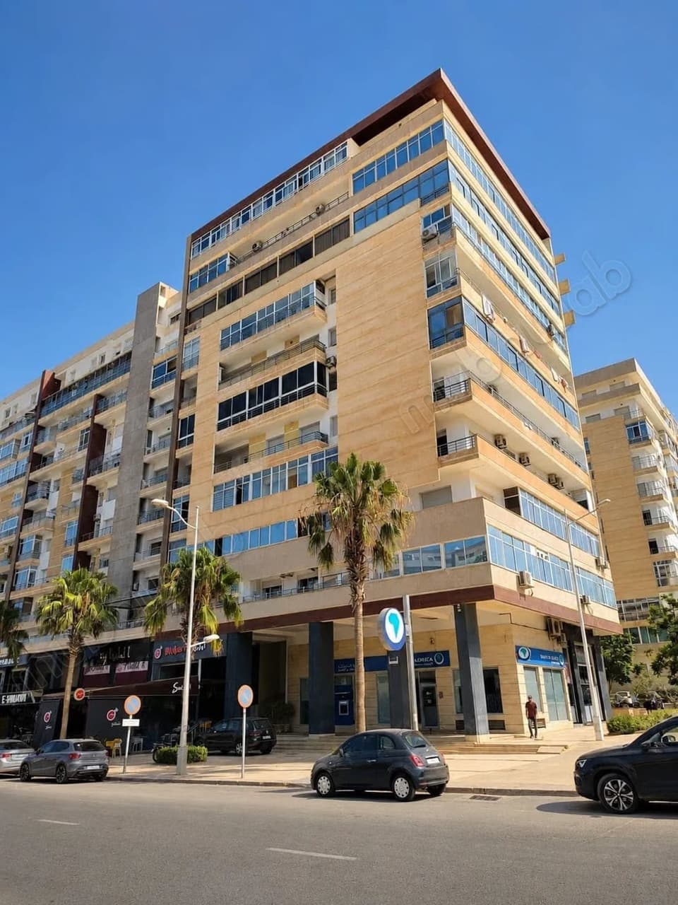 À vendre : Appartement dans le quartier Mohammedi. 3 excellentes chambres. Résidence…